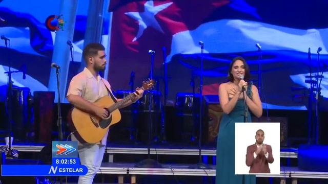 Participa Presidente de Cuba en gala cultural por aniversarios de la UJC y la OPJM смотреть онлайн