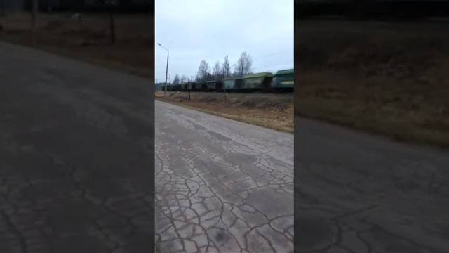 Freight train compilation (Locomotive 2M62U) смотреть онлайн