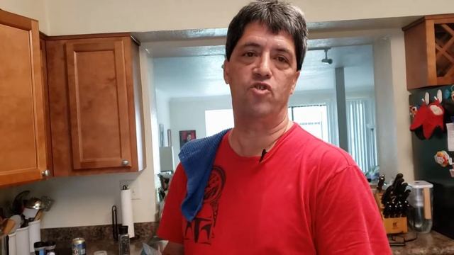 Pork Chops with Golden Mushroom Gravy смотреть онлайн