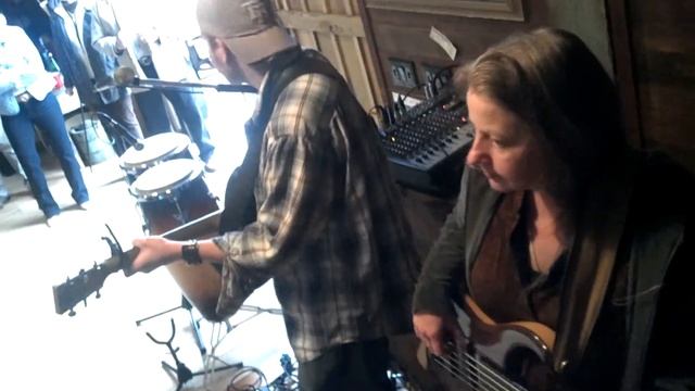 Barn Jam 4 смотреть онлайн