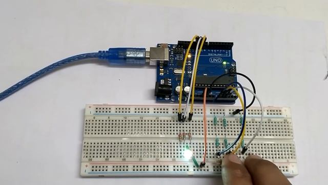 Arduino Color Mixing Lamp using RGB LED and LDR смотреть онлайн