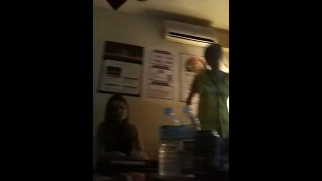 Living In Korea: Karaoke With Cute Girls In Hongdae (Probably) смотреть онлайн