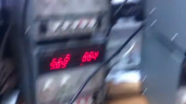 LM319N comparator test.MOV смотреть онлайн