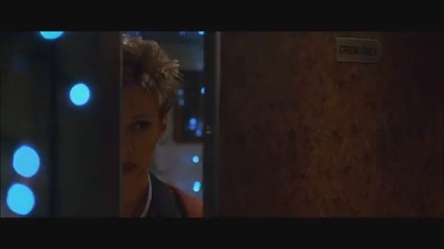 Turbulence en Cosmopolitan TV смотреть онлайн