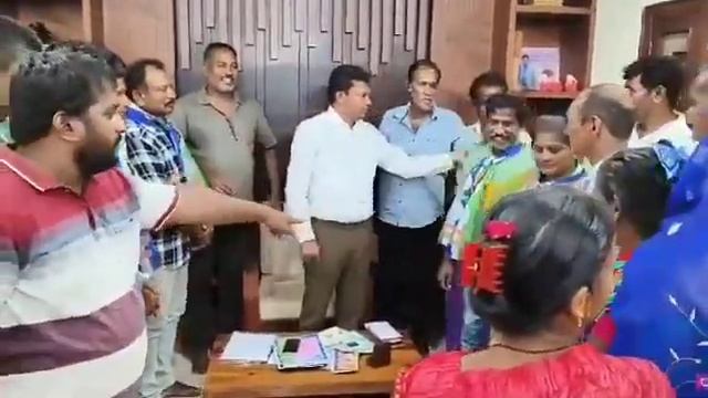 ysrcp lo charikalu palasa mandal tarala kota village minimum 70 members смотреть онлайн