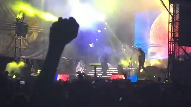 Empire Of The Sun "Alive" Hellow Festival 2015 смотреть онлайн