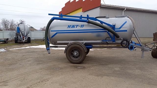 Бочка МЖТ-10 асенізатор + розкидач рідкого навозу смотреть онлайн
