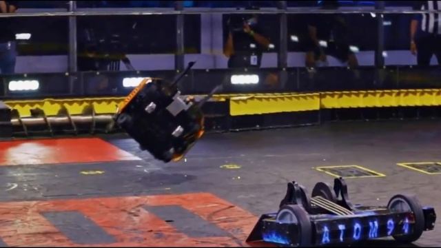 EXPLOSIVE Knockout!! Battlebots S5E6 'Battle Of The Undefeated' Review | The Drop Zone