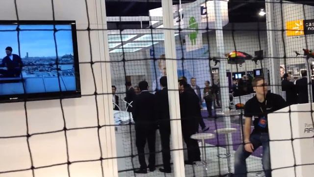 AR Drone 2.0 Tandem Flying Demo смотреть онлайн