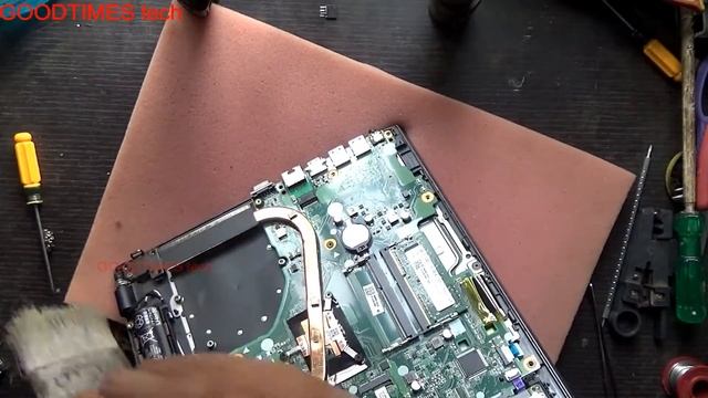 Acer ASPIRE E15 Series Laptop | Overheating | solve by cleaning fan. смотреть онлайн