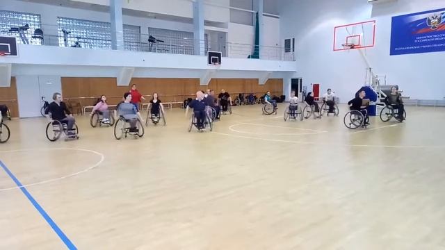 We study the basic technical elements (Cha). Изучаем базовые технические элементы (Ча-ча-ча). смотреть онлайн