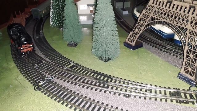 BR 80 Roco + BR218 Piko + BR218 Mehano la plimbare смотреть онлайн