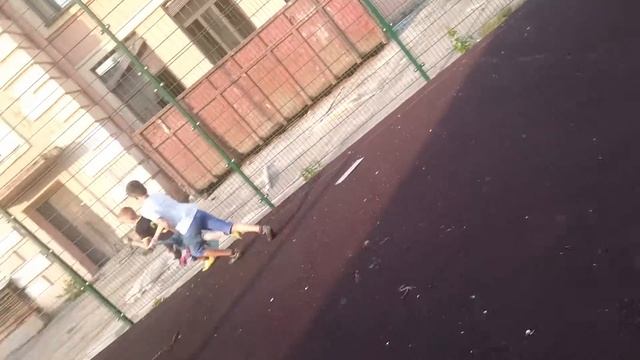 УЖАЛИЛ КРАПИВОЙ. ШОК!! смотреть онлайн