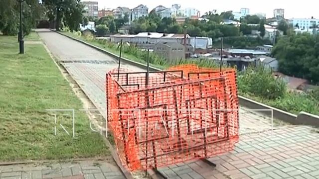 Маленькая дыра с большими последствиями смотреть онлайн