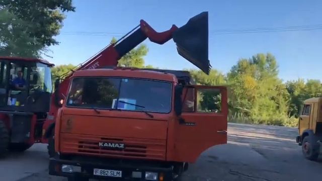 Телескопический погрузчик мамонт Т3500 обзор работы погрузчика 87051278588 смотреть онлайн