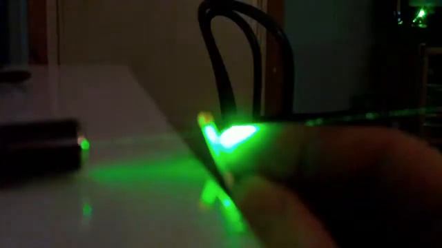 95mw Viper Laser lighting a match смотреть онлайн