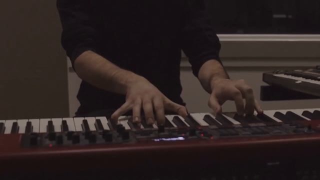 Papaya Xposito - Too Many Days смотреть онлайн