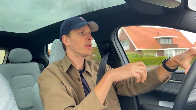 2025 Volvo EX40 & EC40: Faster Charging And More Power.