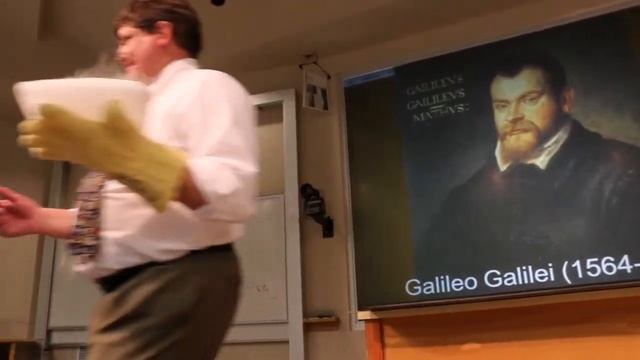 Newton's First Law Quick Concept смотреть онлайн