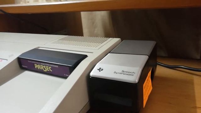 TI-99/4A Beige Parsec with Speech Synthesizer смотреть онлайн
