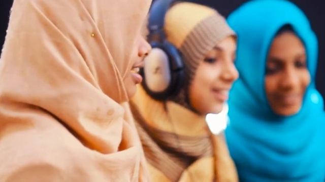 makkathu poothulla manthara malare | Muthu Rasool | Fathima safa | Suneer Mannarkkad | Essaar media смотреть онлайн