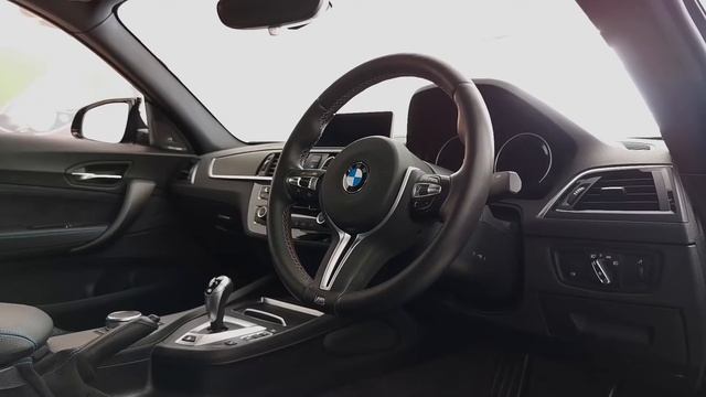 BMW M2 Competition 2dr DCT - PJ69VRR - Lloyd BMW Blackpool смотреть онлайн