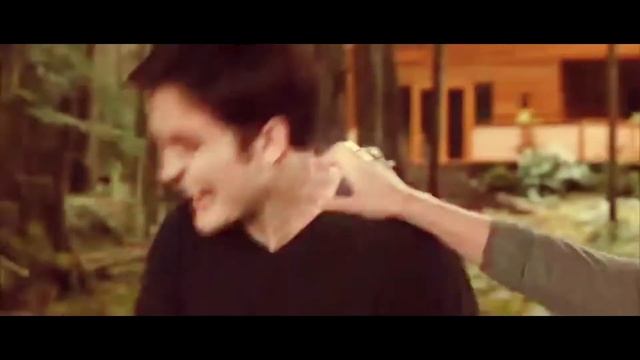 Bella x Arro x Elijah x Edward //YOUNG GOD// смотреть онлайн