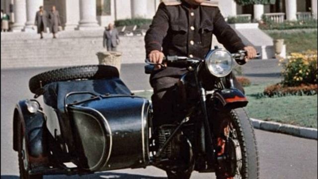 Мотоциклы на службе СОВЕТСКОЙ МИЛИЦИИ | МОТОЦИКЛЫ СССР #1 смотреть онлайн