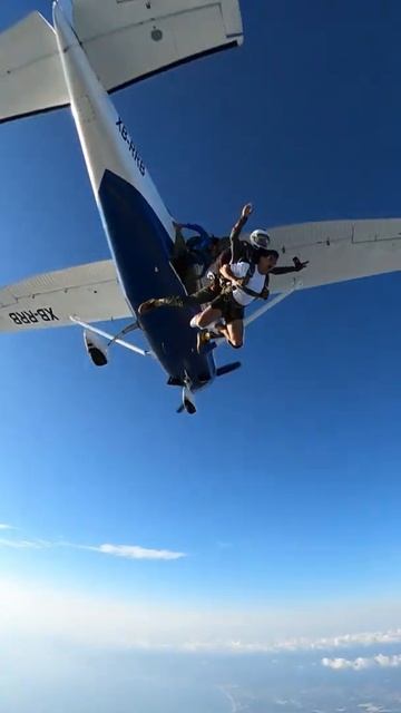 #Skydiving #Tandem #PuertoVallarta #Mexico #Jalisco #Skydive #Paracaidismo #GoPro #GoProMax #Flyin смотреть онлайн