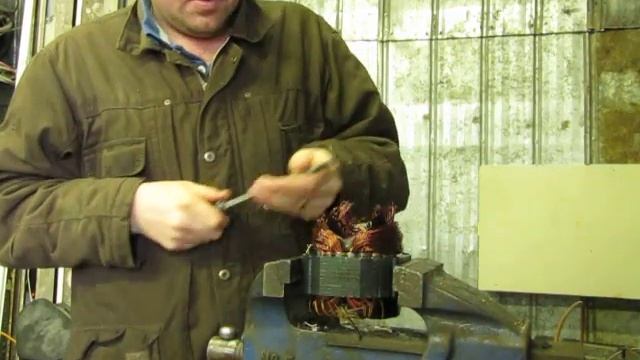 Easy way to remove copper winding from a motor core смотреть онлайн