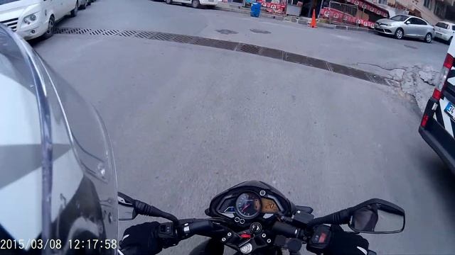 SJ 4000 PULSAR 200NS EYÜPSULTAN SOKAKLARI смотреть онлайн