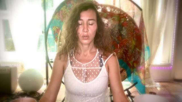 Chakra Activation Series Pt. 7- Crown Chakra and Aura смотреть онлайн