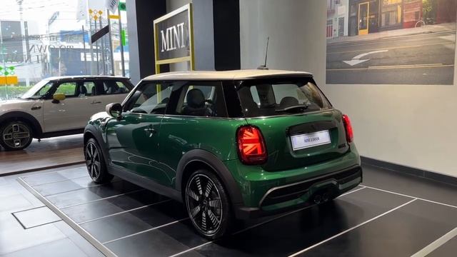 MINI 3 Door Cooper S in British Racing Green NIK 2024 Quick Review Indonesia смотреть онлайн
