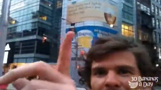 Calvin Klein Busty Models Billboards & 99c Hot Dogs in SOHO NYC смотреть онлайн