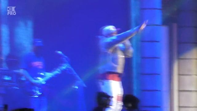 Eminem ft. 50 Cent - Patiently Waiting (Multicam Updated Version, Live at California, 2nd Weekend) смотреть онлайн