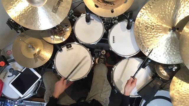 TRIPLET DRUM FILLS, VARIATIES EN COMBINATIES смотреть онлайн
