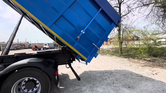 З тягача в самоскид. Переобладнання тягача DAF CF 440 в самоскид 20 кубів. смотреть онлайн