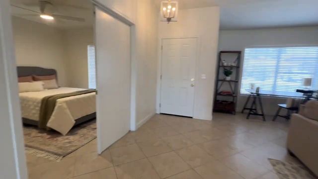 Gilbert, Arizona home tour! 1255 E. San Angelo Ave., Amazing location near shopping, dining & more! смотреть онлайн