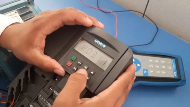 VARIADOR DE FRECUENCIA MICROMASTER 440 смотреть онлайн