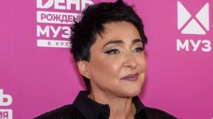 Тело Лолиты Милявской со страшными следами пытаются доставить для ознакомления