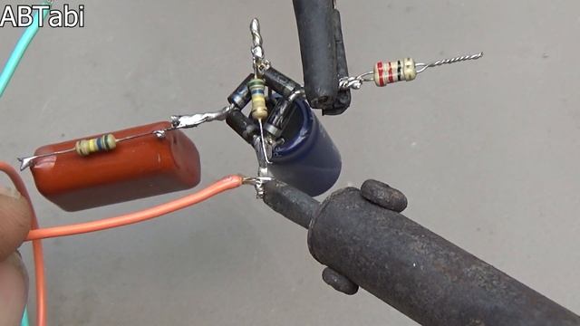 Make a Useful Electronics diy projects смотреть онлайн