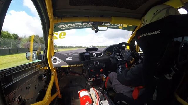 Mark Ridout Racing - K-tec Clio Championship - Qualifying - Castle Combe 27th May 2024 -P2 1:20.33 смотреть онлайн