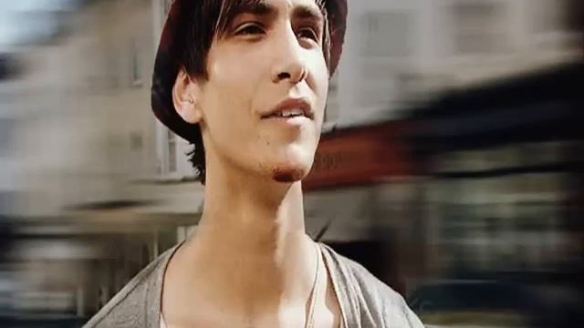 Freddie & Effy | Perfect смотреть онлайн