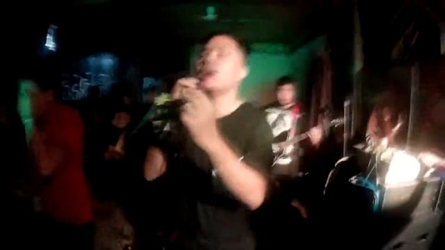Apathy Ft. Henry Allen (Faspitch)