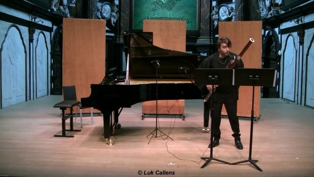 Mavroudes Troullos performs Luk Callens' Tableau Sentimental for Solo Bassoon смотреть онлайн