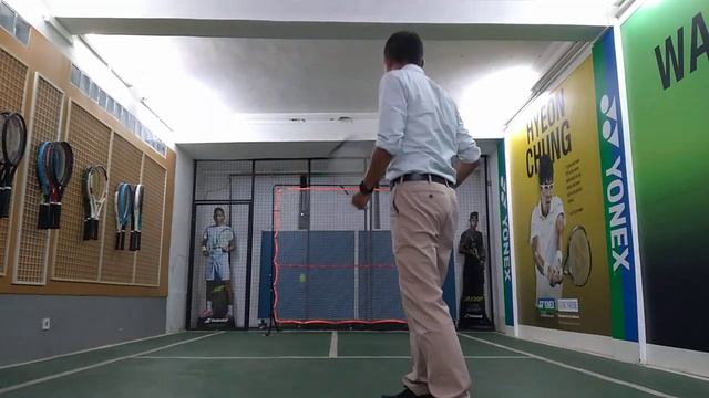 Artengo TR960 with fresh gamma syngut 16g at 50lbs at Metro Tennis смотреть онлайн