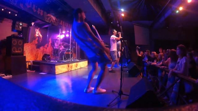 Игрушки - Люблю (Rock House Club) смотреть онлайн