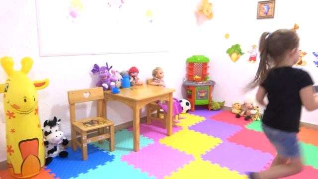 Ксения маленькая и снова ее странная няня смотреть онлайн