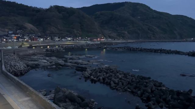 ［車中泊女子］女ひとり孤独と癒しを楽しむハイエース旅/solo car camping смотреть онлайн