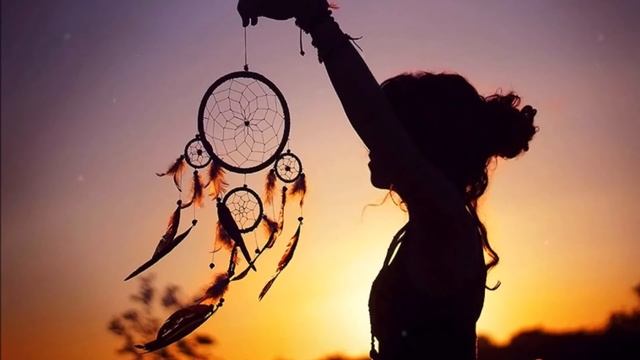 Dreamcatcher ~ Relaxing India Chillout Music смотреть онлайн